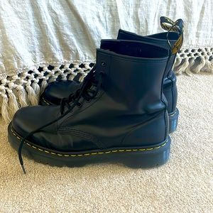 1460 BEX SMOOTH LEATHER LACE UP BOOTS